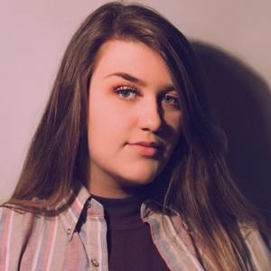 Meet your Posher, Chloe